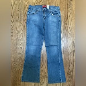 Levi’s 515 size 6